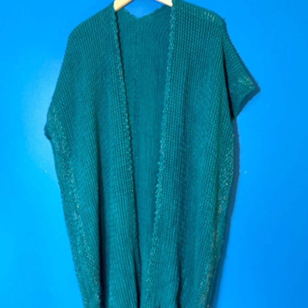 NWT Deep Teal Green Sweater Wrap with Fringe Hemline, One Size, Open Front